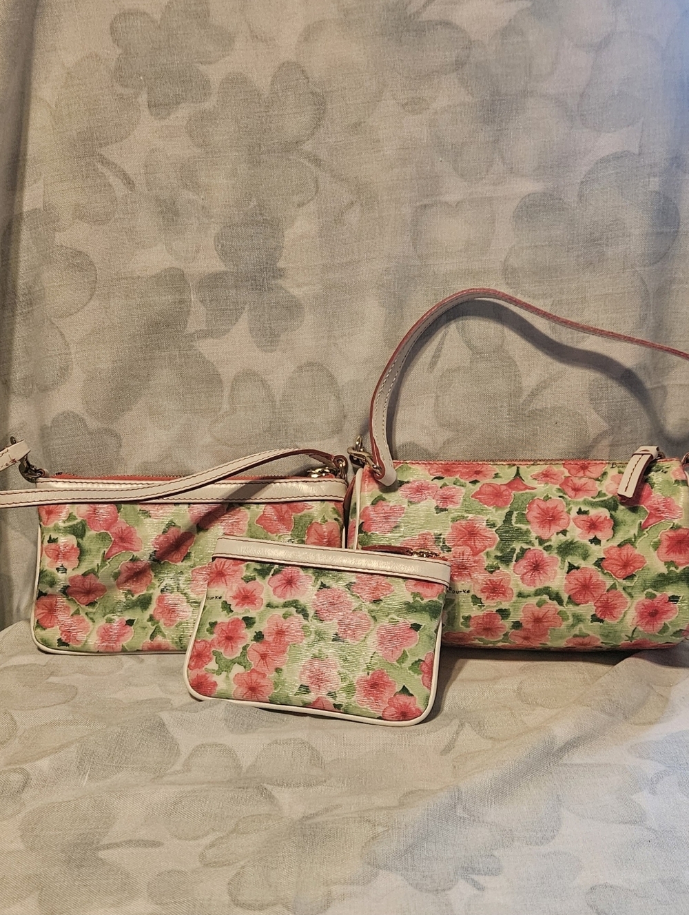 Dooney and Bourke Pink Petunias Mini Barrel Bag Large Slim Wristlet, Medium Case - Picture 12 of 12